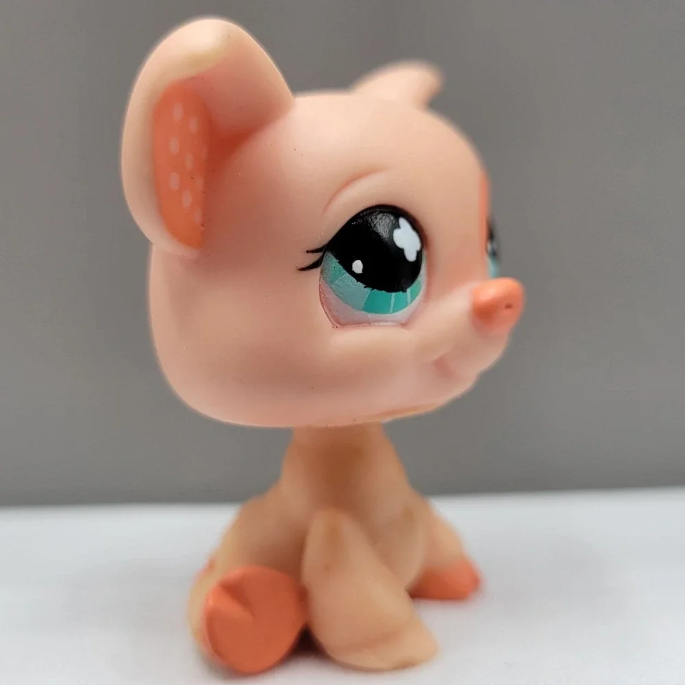 Littlest Pet Shop LPS #622 Peach Piglet Pig Figurine Polka Dot Ears Hasbro Toy